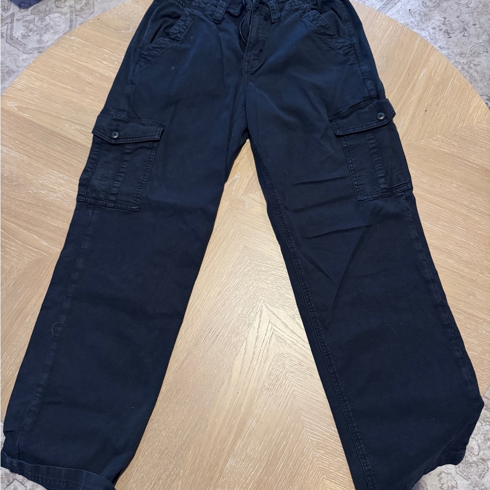 AE Women’s Black Cargo Pants